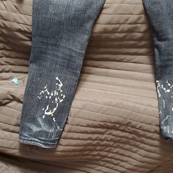 Capris - Picture 4 of 4